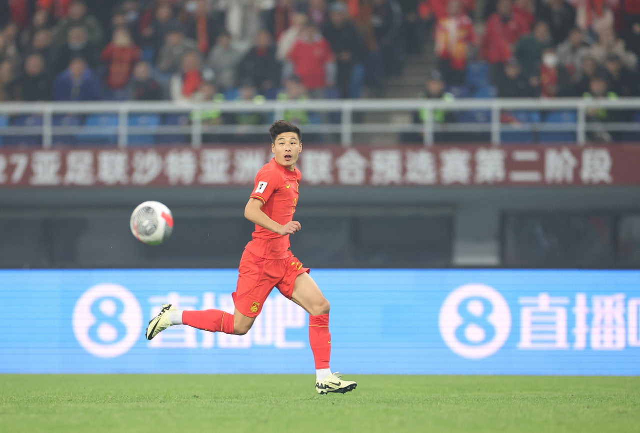 国足首发阵容预测：武磊联袂张玉宁，费南多与王大雷有望出战日本